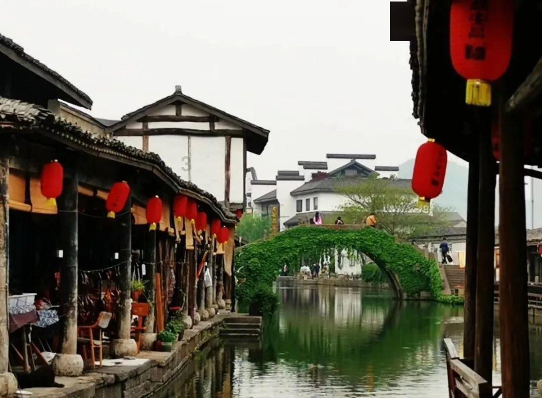 探索冷知识,介绍峨眉山的英语作文为您呈现